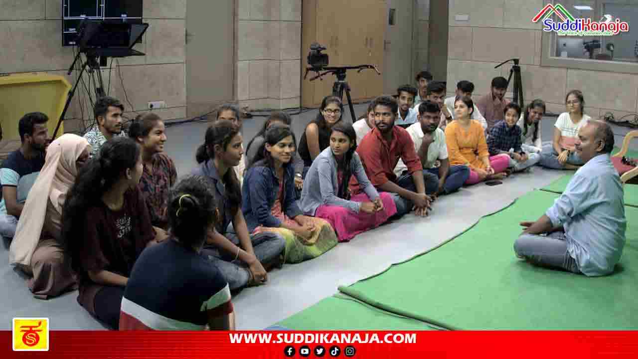 Journalism class